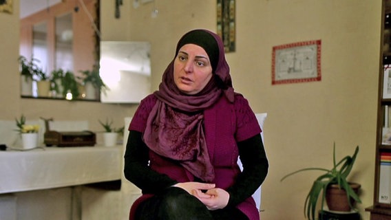 Rana Sulaiman ist die Schwester des Ersten Offiziers © Screenshot 