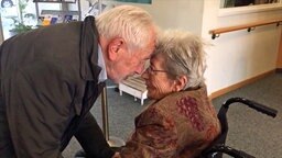 Günter Klein (l.) und Ingeburg Klein © NDR Foto: Screenshot