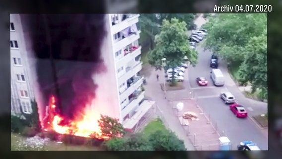 Brand an einem Hochhaus im Bremer Stadtteil Tenever © NDR Foto: Screenshot