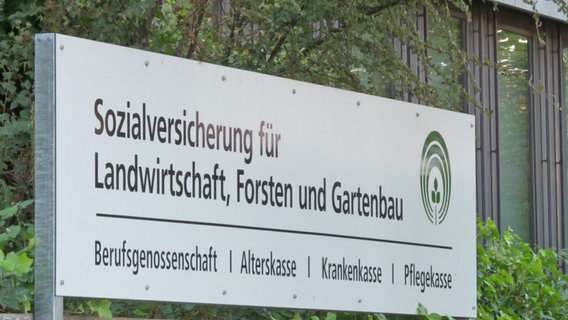 "Sozialversicherung für Landwirtschaft, Forsten und Gartenbau" (SVLFG) © NDR Foto: Screenshot