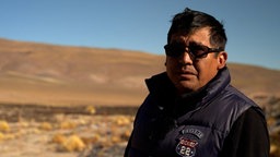 Román Guitian, Sprecher der indigenen Gemeinschaft "Atacameños del Altiplano" Román Guitian, Sprecher der indigenen Gemeinschaft "Atacameños del Altiplano" © NDR Foto: Screenshot