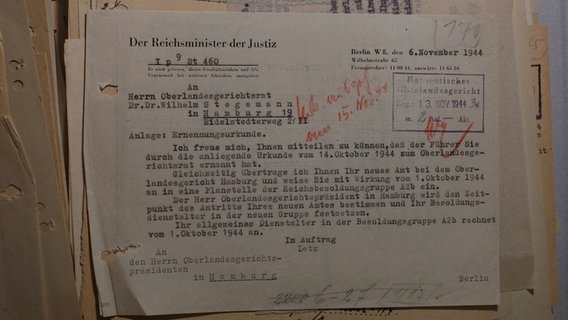 Beförderung Stegemann Oktober 1944, Quelle: Staatsarchiv Hamburg © NDR 