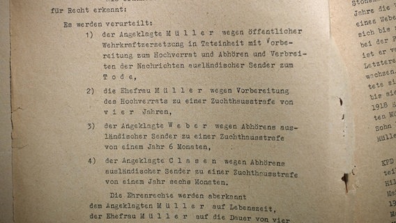 Todesurteil gegen Theodor Müller vom 27.3.1945, Quelle: Staatsarchiv Hamburg © NDR 