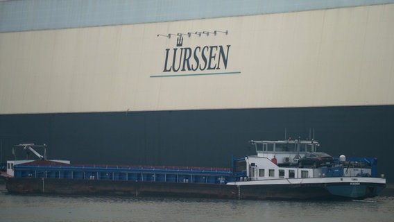 Dock der Lürssen-Werft in Bremen.  