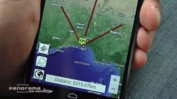 Smartphone mit den Ortungsangaben eines GPS-Peilsenders. © NDR/ARD