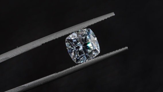 Diamant © fotolia.com Foto: Levon