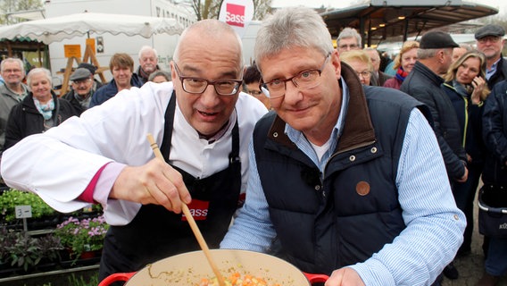 Rainer Sass und Manfred von Fintel © NDR/dmfilm/Florian Kruck 