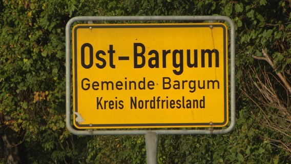 Das Ortsschild von Ost-Bargum © NDR 