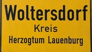 Ortschild von Wolftersdorf © NDR 