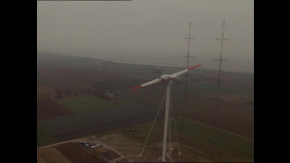 Das damals größte Windrad der Welt namens GROWIAN im Kaiser-Wilhelm-Koog (Archivbild) © NDR / Schleswig-Holstein Magazin 