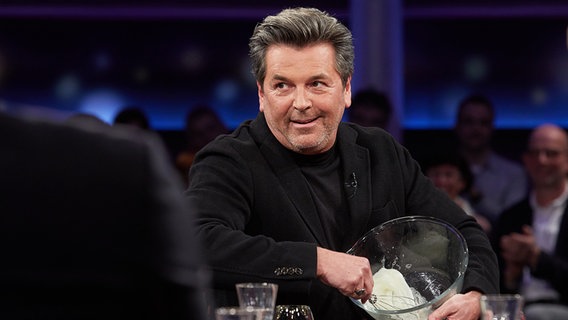 Thomas Anders ist am 29. September bei Tietjen und Bommes am Schaumschlagen. © NDR/Christian Wyrwa Foto: Christian Wyrwa