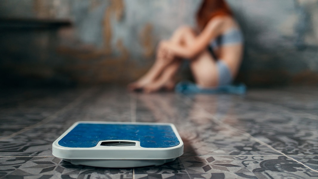 Anorexie: Symptome, Ursachen und Behandlung bei Magersucht | NDR.de - Ratgeber - Gesundheit