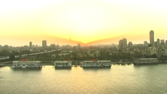 Blick über Kairo und den Nil  