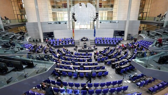 Bundestag Plenum © dpa Bildfunk Foto: Britta Pedersen
