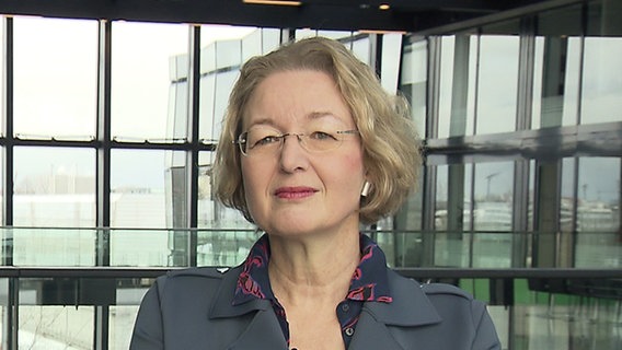 Annette Ramelsberger, Reporterin der "Süddeutschen Zeitung". © NDR Foto: Screenshot