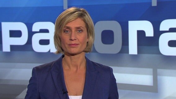 Die Moderatorin Susanne Stichler.  