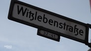 Berliner Straßenschild "Witzlebenstraße".  