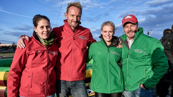 TEAM ROT vs TEAM GRÜN im Erlebnishof Rövershagen.  