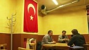 In einem türkischen Restaurant.  