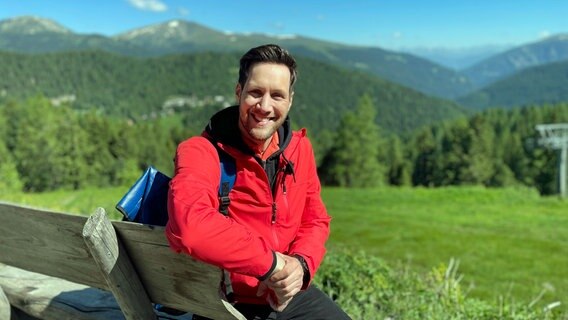 Moderator Sven Kroll in Kärnten. Das südlichste Bundesland Österreichs ist ein beliebter Urlaubs Hot Spot. Moderator Sven Kroll in Kärnten. Das südlichste Bundesland Österreichs ist ein beliebter Urlaubs Hot Spot. © SWR