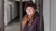 Joanna Pastuszka, Guide in der Gedenkstätte Auschwitz-Birkenau © NDR Foto: Christian Spielmann