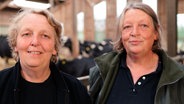 Die Bio-Bäuerinnen Elisabeth Böse-Hartje (l.) und Johanna Böse aus Thedinghausen, Niedersachsen. © © NDR/dmfilm/Frank Bergfeld, honorarfrei 