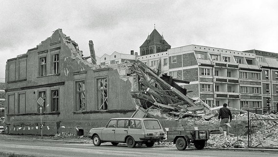 Abrissarbeiten in der Greifswalder Hafenstraße Anfang der 80er-Jahre © Radio Bremen 