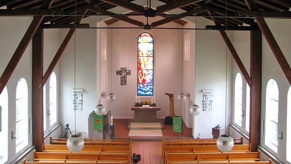 Das Innere der Christuskirche auf der Insel Borkum. © NDR Foto: Carsten Valk