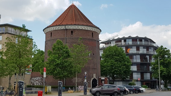 Rundbunker (Zombeck-Turm) in Hamburg-Barmbek © NDR Foto: Jochen Lambernd