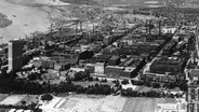 Luftaufnahme der Farbenfabrik Bayer in Leverkusen im Jahr 1963 © dpa-Report 