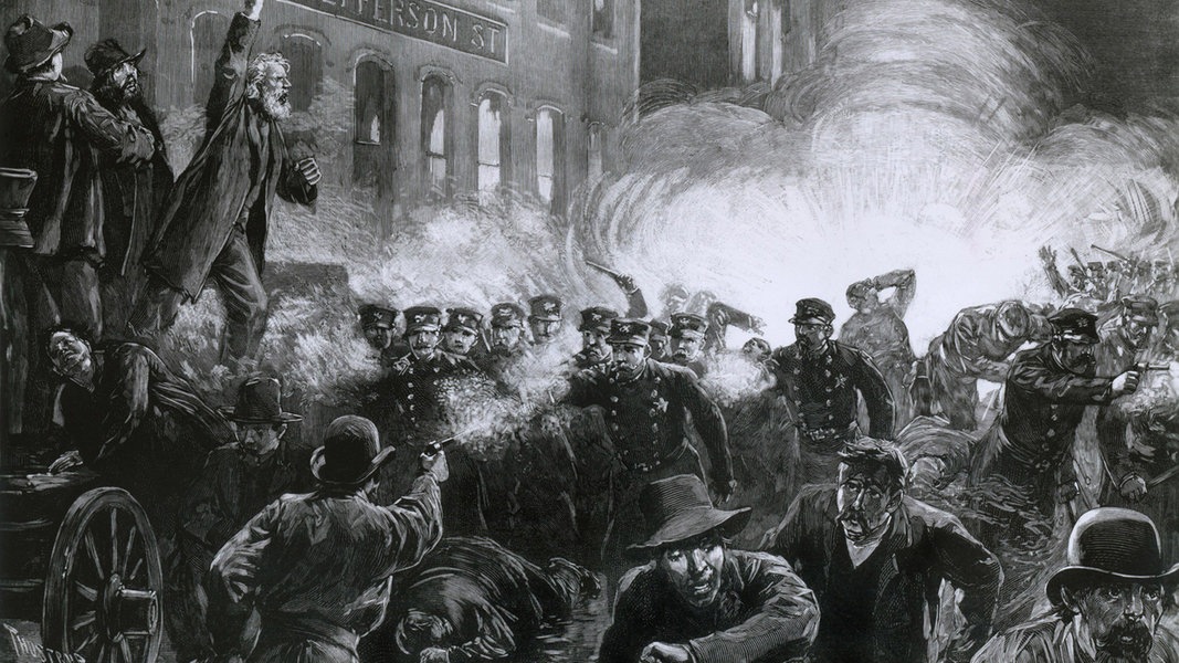 Historische Illustration des sogenannten Haymarket Riot in Chicago im Mai 1886. 