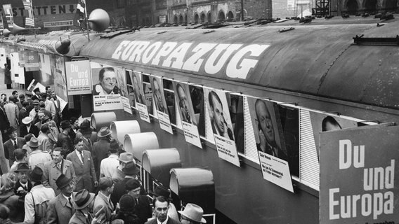 Der Europazug im Hauptbahnhof in München am 21.04.1951. © picture-alliance 