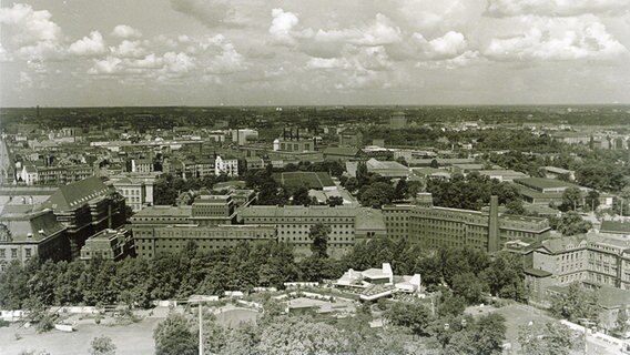 Luftbild vom Untersuchungsgefängnis Holstenglacis Nachkriegszeit © Staatsarchiv Hamburg 
