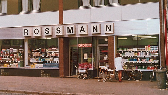 Die erste Drogerie von Dirk Roßmann in der Jakobistraße in Hannover © privat Foto: H. Deike
