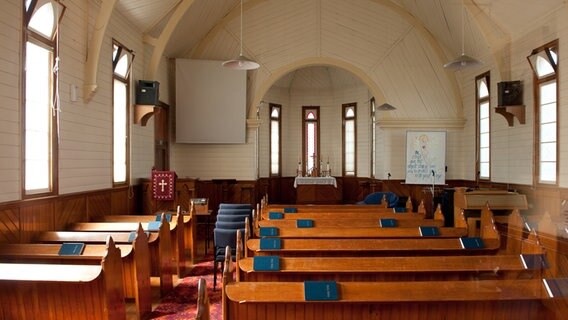 Das Innere der lutherischen Kirche "St. Paul's" im von deutschen Siedlern gegründeten Dorf Upper Moutere in Neuseeland © NDR Foto: Folker Wergin