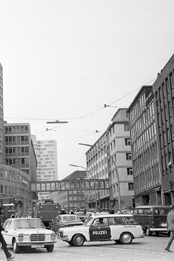 Mai 1972 Raf Attackiert Springer Verlag Ndr De Geschichte
