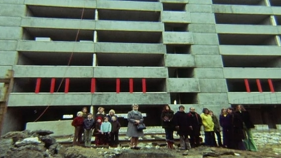 Szene aus der Dokumentation "Das Haus in Steilshoop" - NDR 1973 © NDR Foto: Screenshot