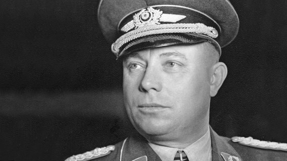 Hamburgs Kampfkommandant Generalmajor Alwin Wolz © Familie Sahlmann 