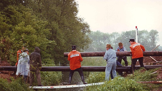Brückenbau an der ehemaligen Grenze 1990. © Marlene Rautenberg Foto: Marlene Rautenberg