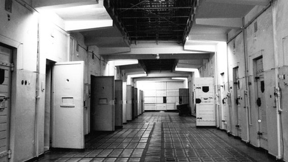 Untersuchungsgefängnis in der Stasi-Zentrale  in Rostock  Foto: Bernd Zittlau