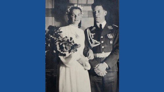 Hochzeitsfoto von Loki und Helmut Schmidt © Helmut Schmidt-Archiv 