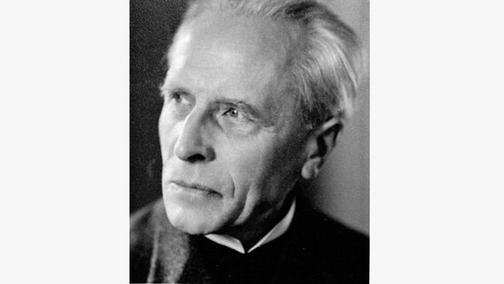 Psychologe und Grafologe Ludwig Klages (1872 - 1956), Foto von 1952 © picture-alliance / akg-images 