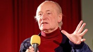 Der Theologe, Psychoanalytiker und Schriftsteller Eugen Drewermann bei einer Veranstaltung 2019 in der VHS Essen © picture alliance / Roland Weihrauch Foto: Roland Weihrauch