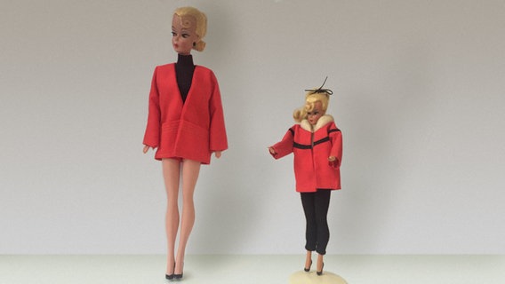 Die "Bild-Lilli" als Puppe gibt es in zwei Größen: 19 und 30 Zentimeter. © Mattel GmbH 