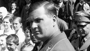 NSDAP-Politiker Baldur von Schirach im Juli 1936 am Rande einer Motorradgeländefahrt im Harz © picture alliance / akg-images 