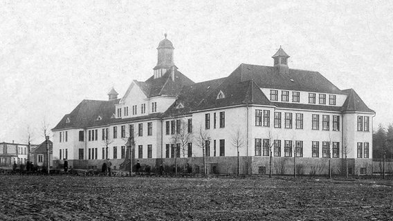 Die Heil- und Pflegeanstalt Langenhorn 1916. Die Heil- und Pflegeanstalt Langenhorn 1916. © Langenhorn-Archiv