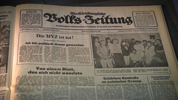 Letzte Ausgabe der "Mecklenburgischen Volkszeitung"  