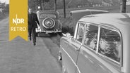 Autopanne am Straßenrand, 1961. © NDR Archiv Screenshot 