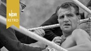 Hein ten Hoff, Rundenpause beim Europameisterschaftskampf gegen Jack Gardner im Box-Schwergewicht in der Berliner Waldbühne, 1951. © IMAGO IMAGES/Future Image 