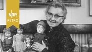 Käthe Kruse spricht anläßlich vom 50jährigen Jubiläum ihrer Puppen, München 1960. © NDR Archiv Screenshot 